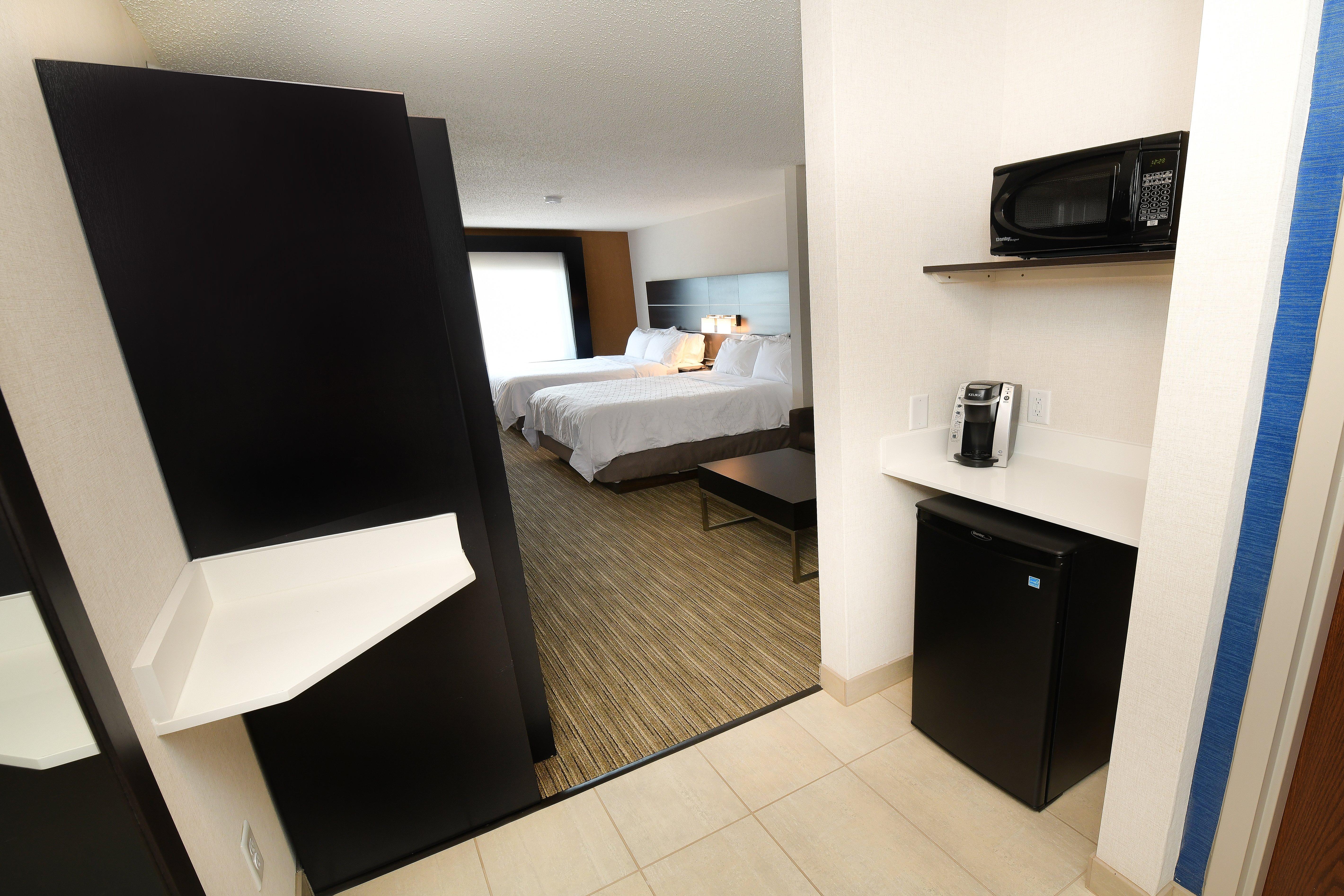 Holiday Inn Express Hotel & Suites Grand Forks, An Ihg Hotel Bagian luar foto